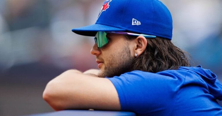 Blue Jays Bo Bichette lands on IL with finger injury