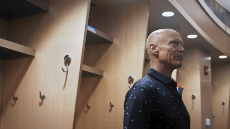 Mark Messier remembers his playing days. (Courtesy Prime Video)