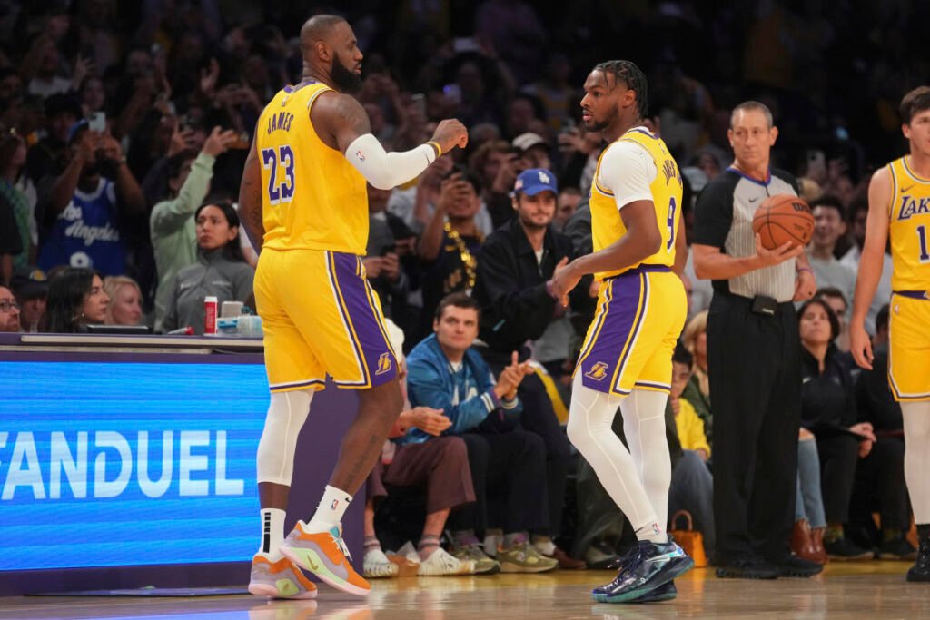 LeBron and Bronny James return home, both take the court in Lakers game in Cleveland