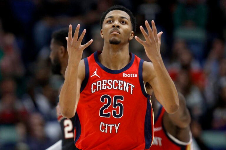 NEW ORLEANS, LA - MARCH 16: New Orleans Pelicans guard Trey Murphy III #25 reacts after a three-pointer during the third quarter of an NBA game against the Portland Trail Blazers at Smoothie King Center on March 16, 2024 in New -Orleans, Louisiana. NOTE TO USER: User expressly acknowledges and agrees that, by downloading and or using this photo, User agrees to the terms and conditions of the Getty Images License Agreement. (Photo by Sean Gardner/Getty Images)