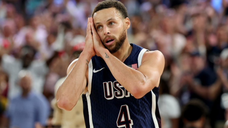 Steph slyly reveals favorite French word he learned at Olympics