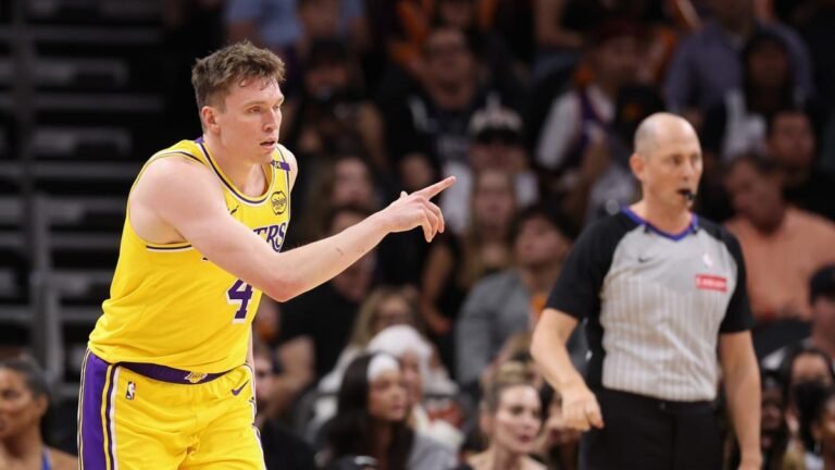 Watch Lakers' rookie Dalton Knecht score 20 straight, force overtime, finish with 35 in win against Suns