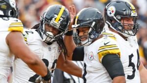 Steelers vs. Browns NFL props, Thursday Night Football picks, AI prediction: Russell Wilson over 187.5 yards