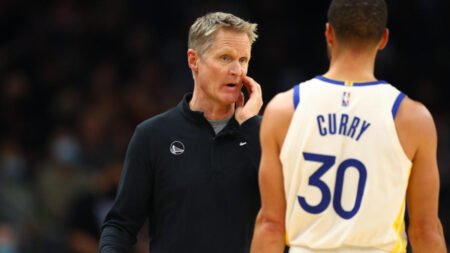 Kerr explains minutes strategy for Steph in Warriors' loss to Nets