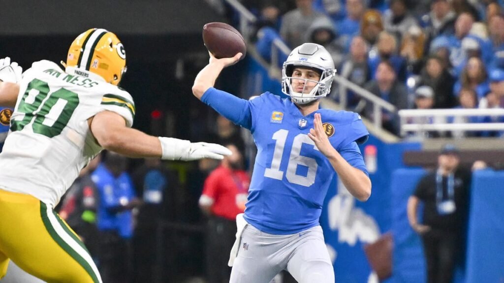 NFL: NOV 23 Packers at Lions