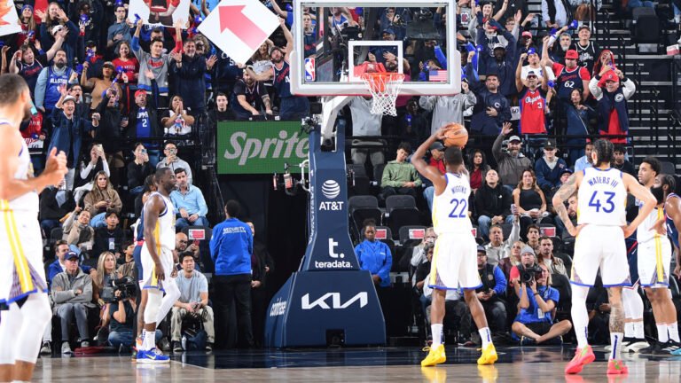 Warriors' glaring free-throw problem dooms them in loss to Clippers